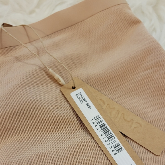 Skims mesh Sheer Sculpt High-waisted Thong - clay - Picture 14 of 16